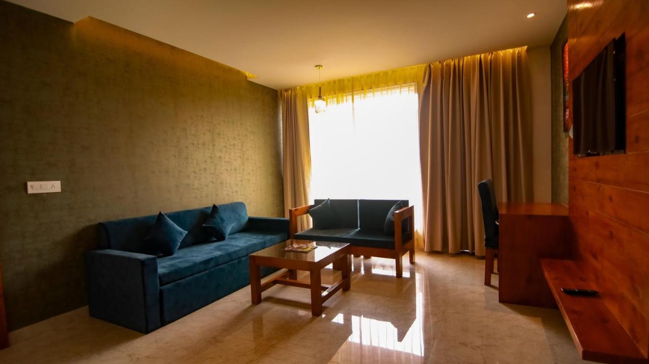 Golden Fern Resort Σίμλα Εξωτερικό φωτογραφία