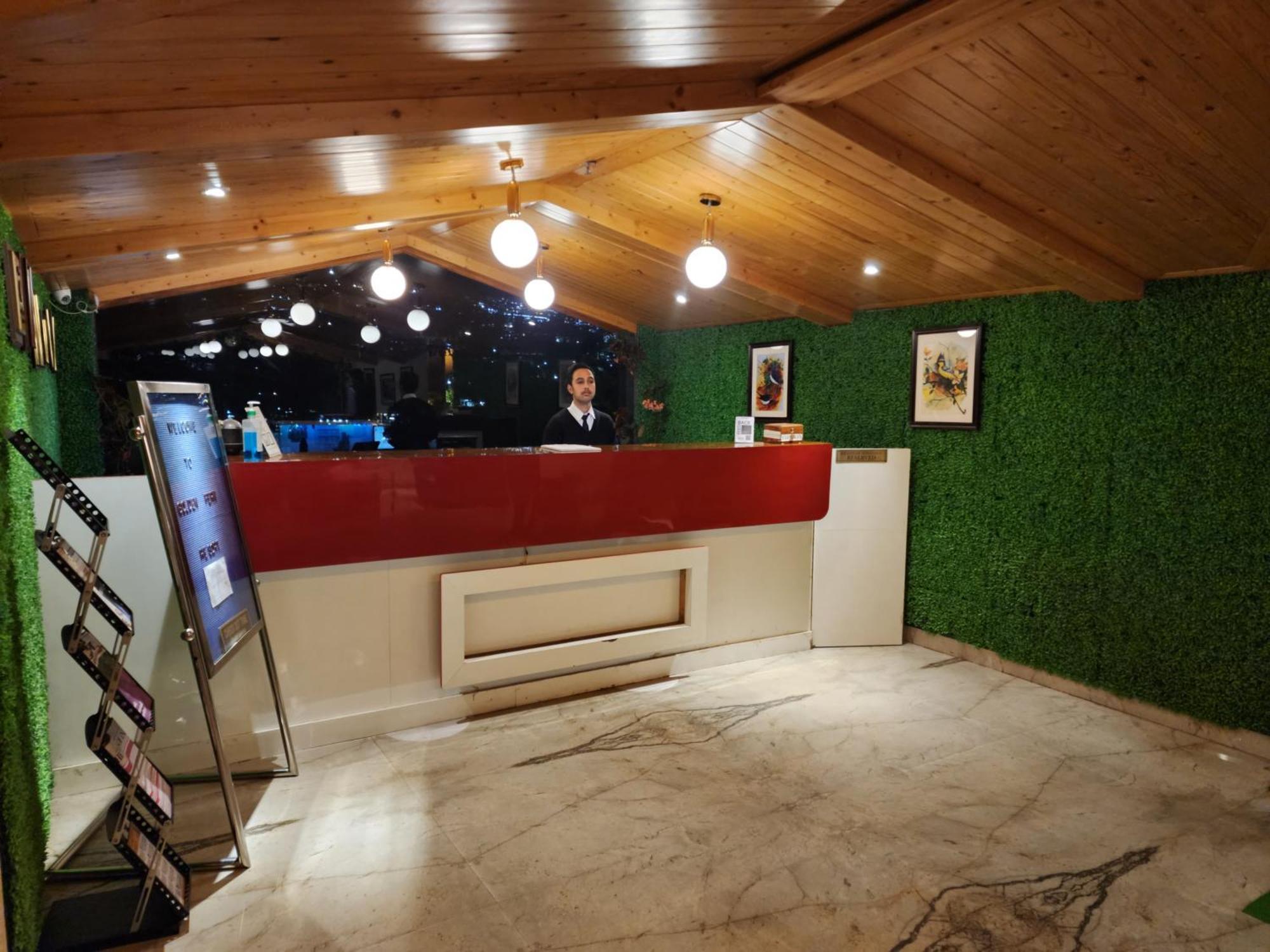 Golden Fern Resort Σίμλα Εξωτερικό φωτογραφία
