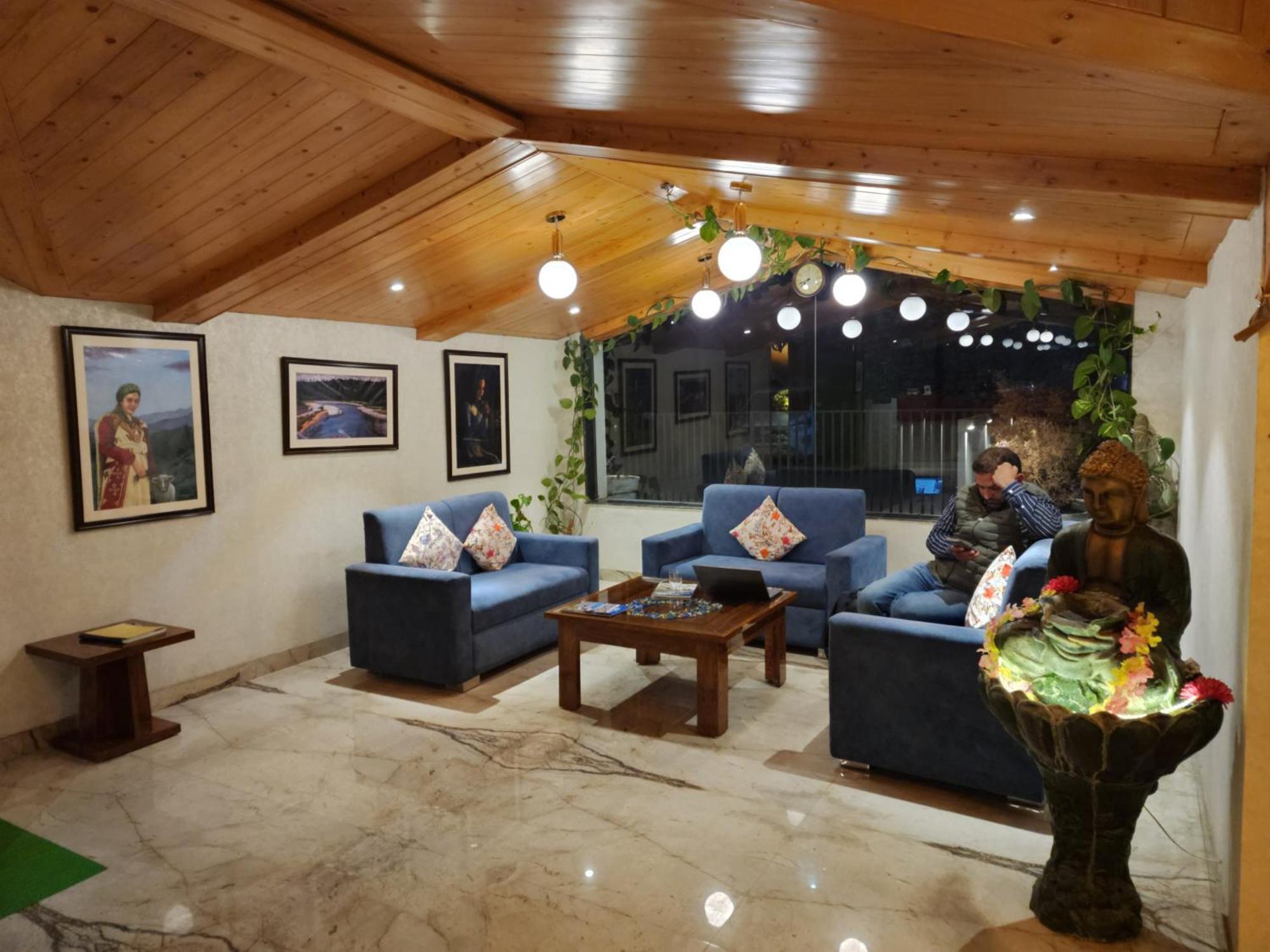 Golden Fern Resort Σίμλα Εξωτερικό φωτογραφία